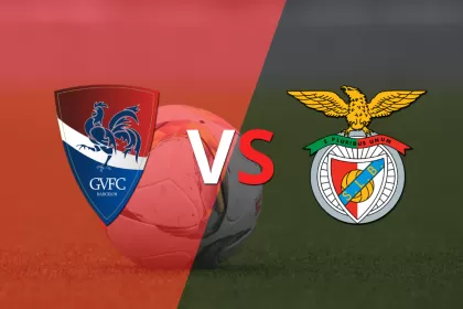 The match between Gil Vicente vs Benfica starts.