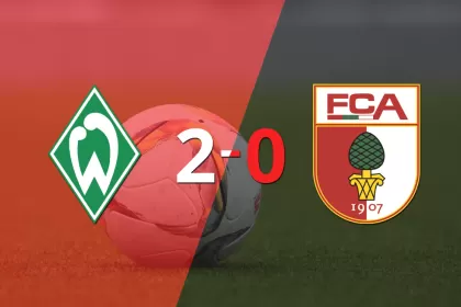 Werder Bremen le ganó con claridad a Augsburg por 2 a 0