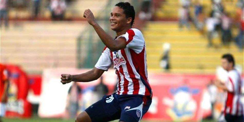 Carlos Bacca, fue goleador del torneo Apertura 2010 y el torneo Finalizaci&oacute;n 2011 en los que Junior fue campe&oacute;n.