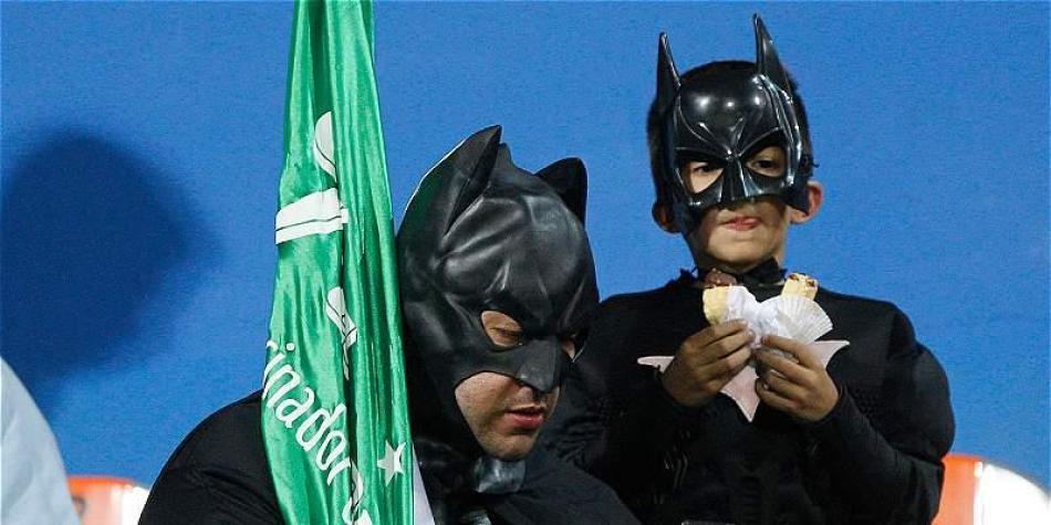 Nacional derrot&oacute; 1-0 a Alianza Petrolera y es l&iacute;der solitario en la Liga. Adem&aacute;s tamb&iacute;en fue un partido para que los hinchas verdolagas mostraran sus mejores disfraces.