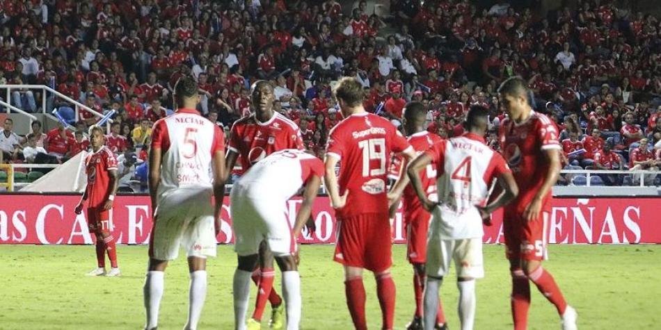 América lamentó el empate sin goles contra Santa Fe.