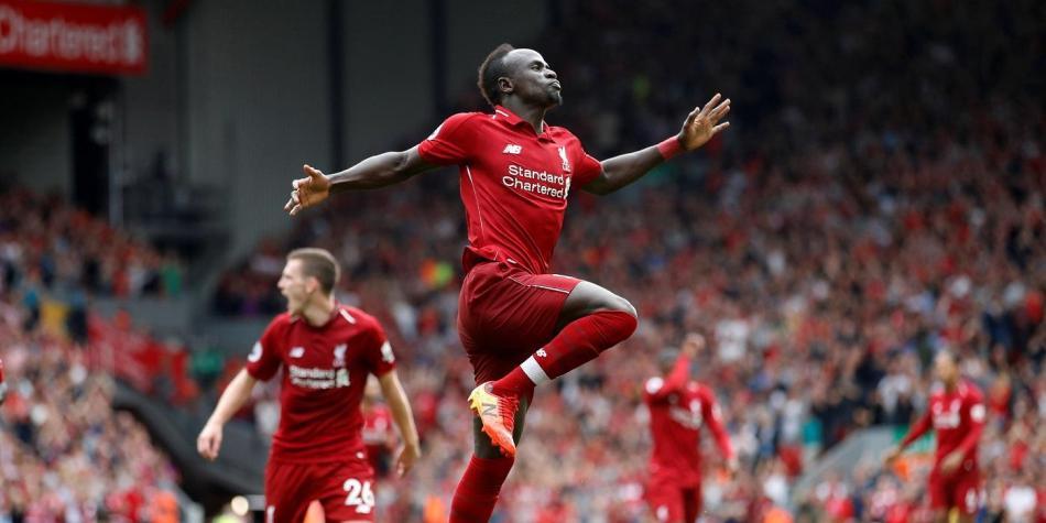 Sadio Mané celebrando uno de sus goles
