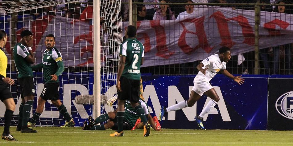 Liga Deportiva Universitaria de Quito vs Deportivo Cali