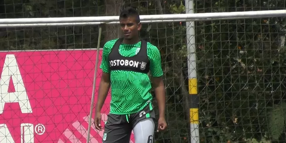 Raúl Loaiza en entrenamiento con Nacional.