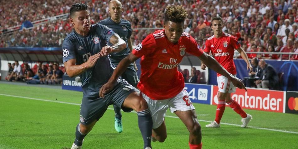 James Rodríguez en el partido contra Benfica.