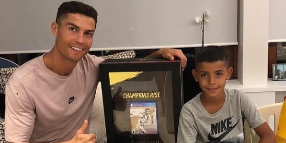 Crisitano Ronaldo