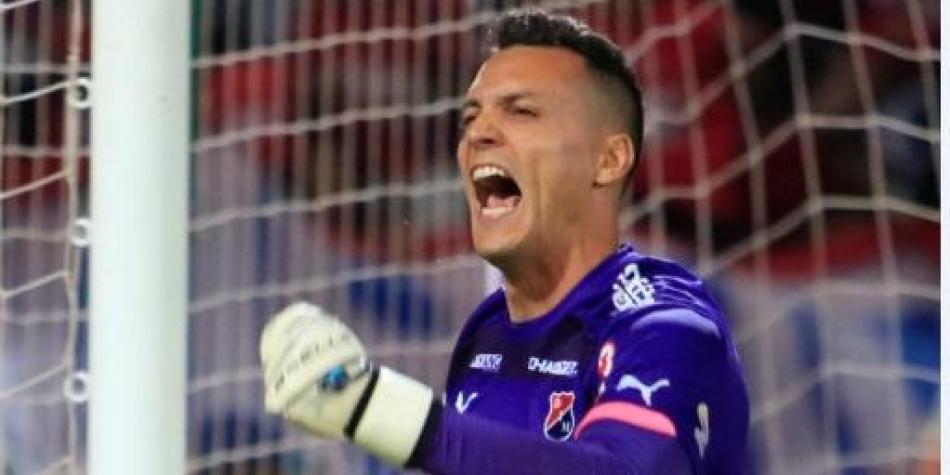 David González