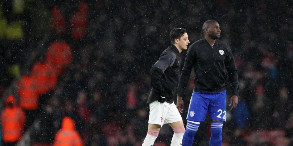 Mesut Özil y Souleymane Bamba