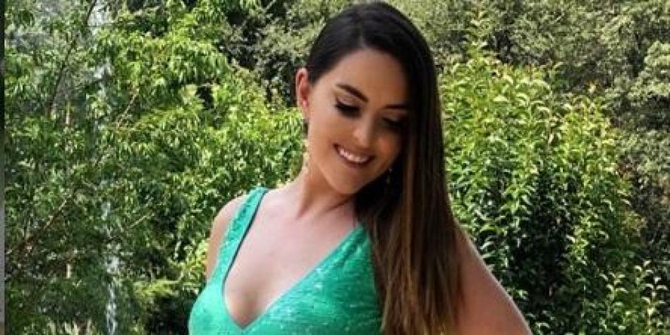 Presentadora James