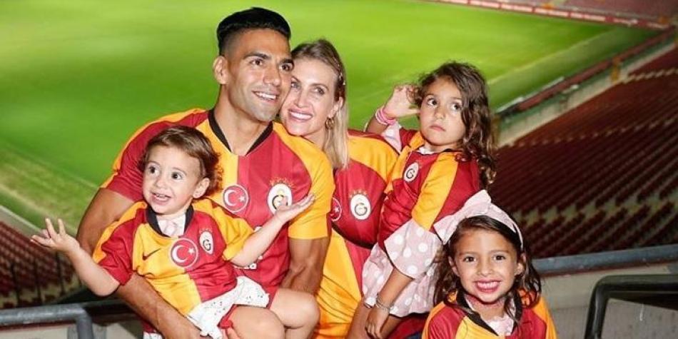 Falcao y su familia