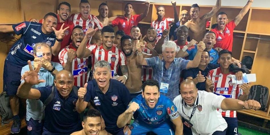 Junior en el camerino