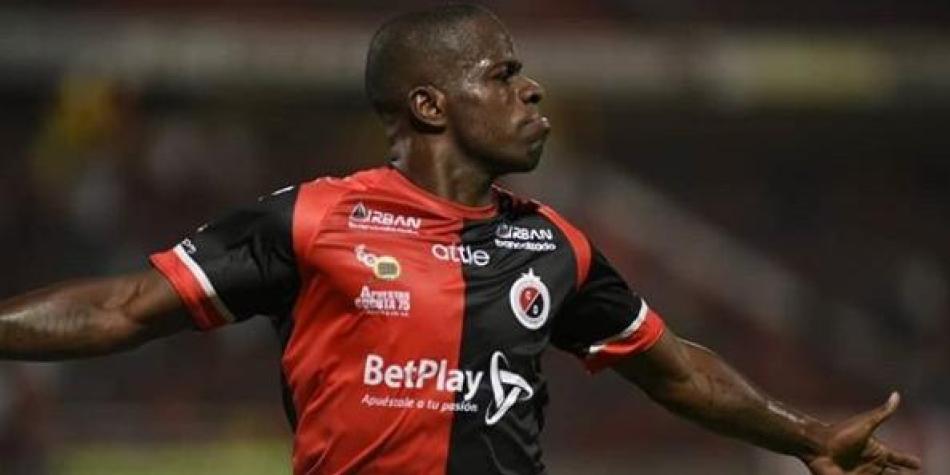 Carmelo Valencia