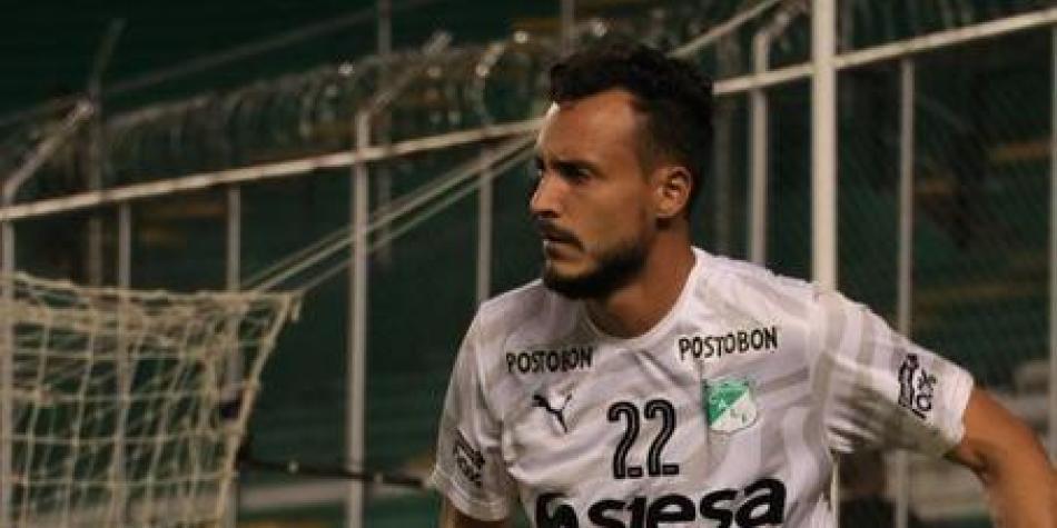 David González