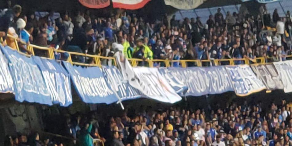Millonarios pancarta