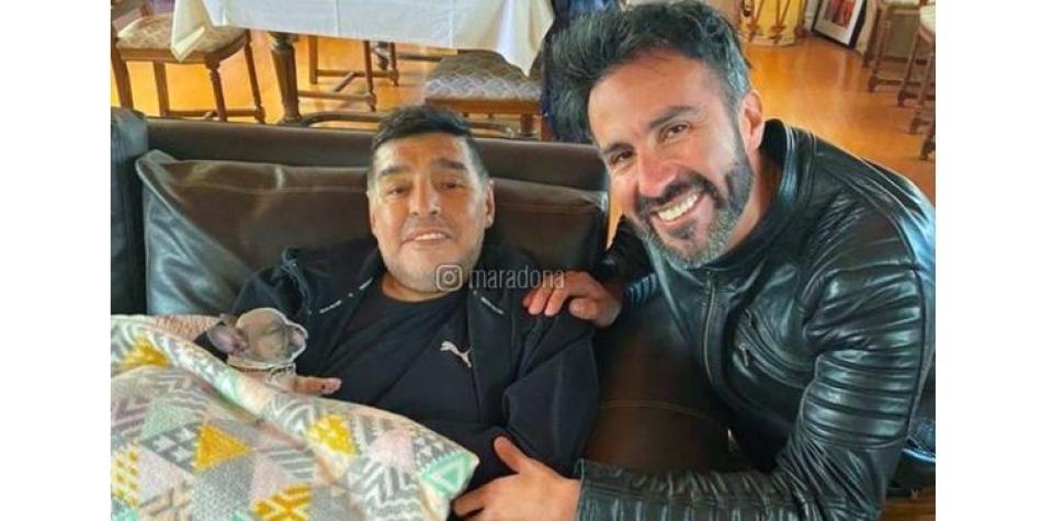 Maradona y su médico