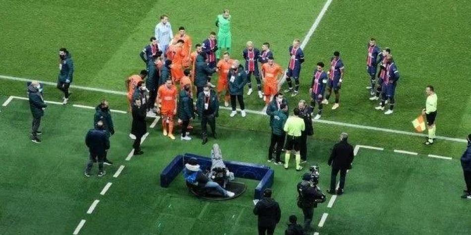 PSG vs Istanbul suspendido