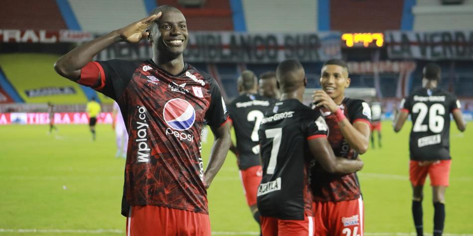 Adrián Ramos América