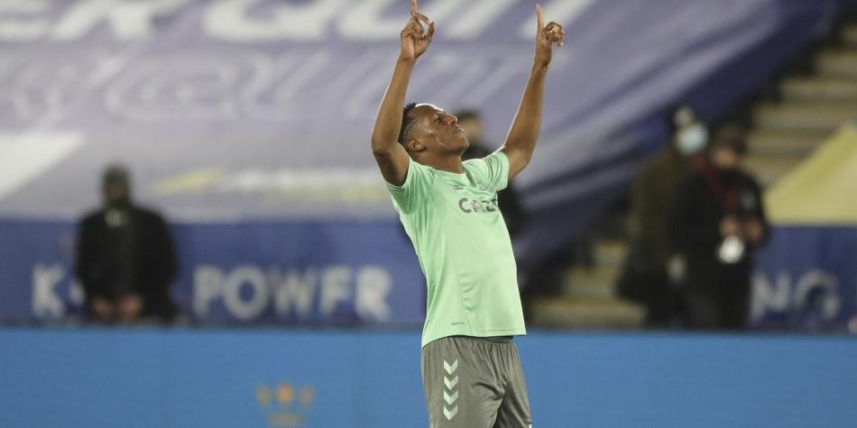 Yerry Mina con Everton