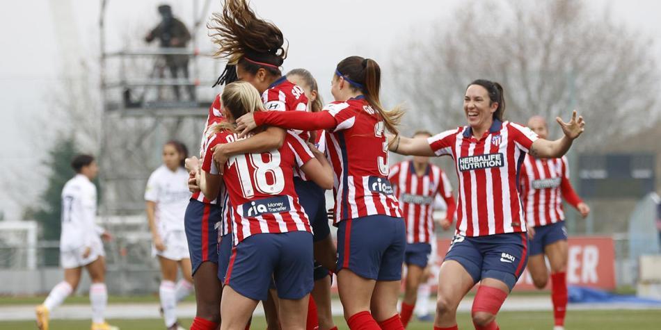 Leicy Santos atletico