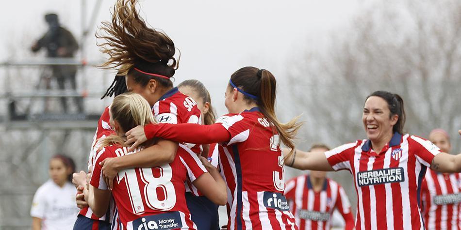 Leicy Santos atletico
