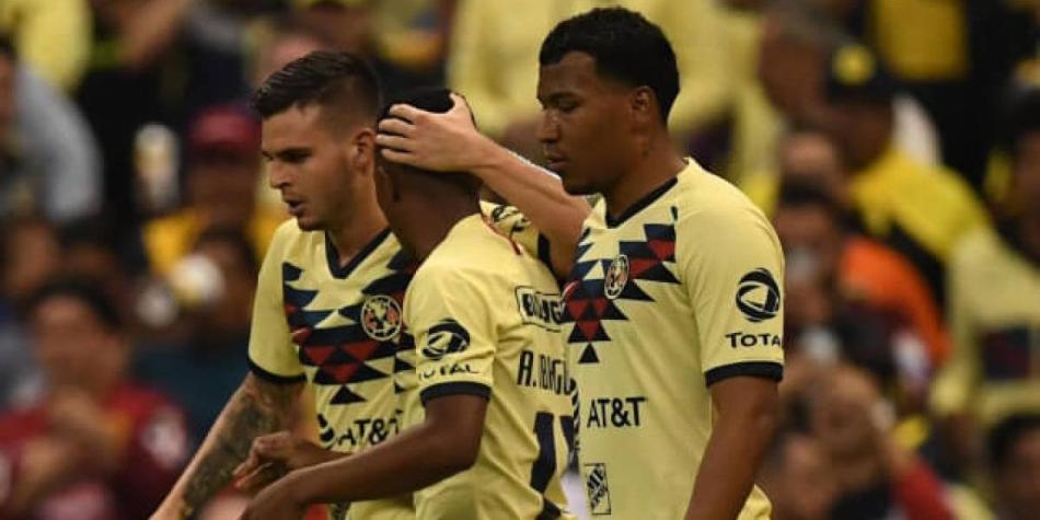 Benedetti, Roger Martínez e Ibargüen