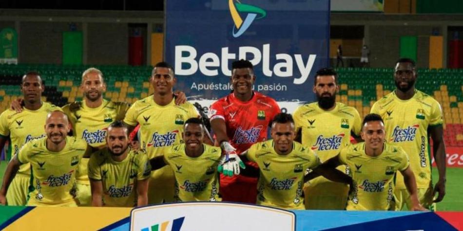 Atletico Bucaramanga : Vuelve Al Atletico Bucaramanga El Jugador Sherman Cardenas : Das stadion hatte seit 2006 einen kunstrasenbelag.