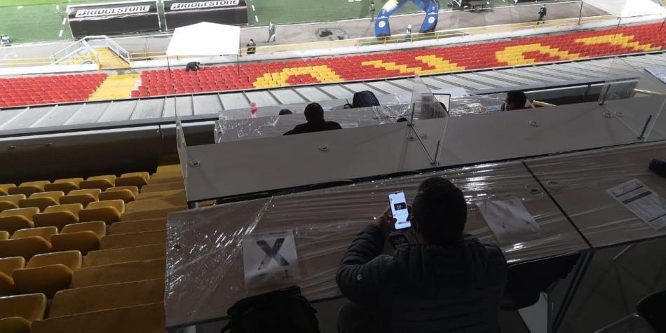 Prensa en El Campín