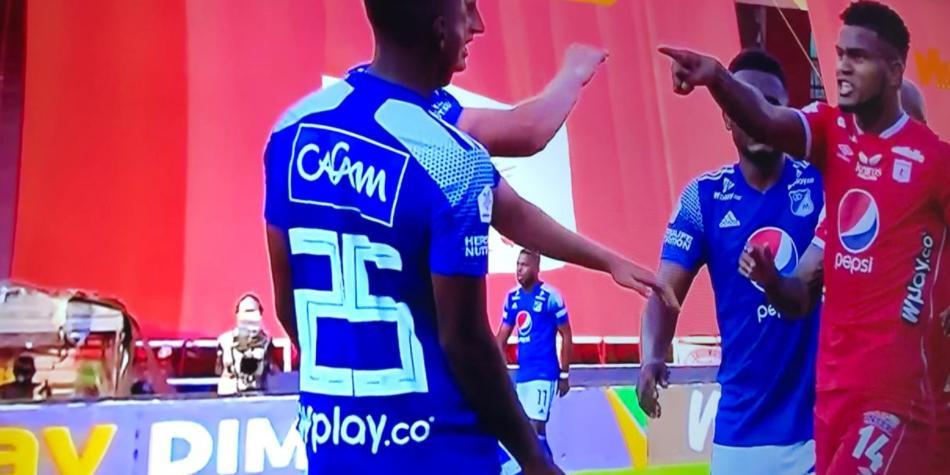Roja Emerson Rivaldo