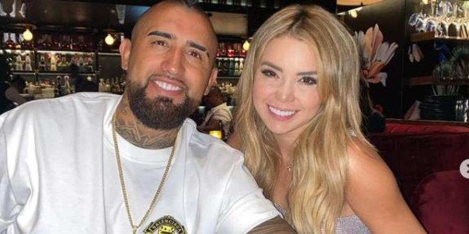 Arturo Vidal y Daniella Durán