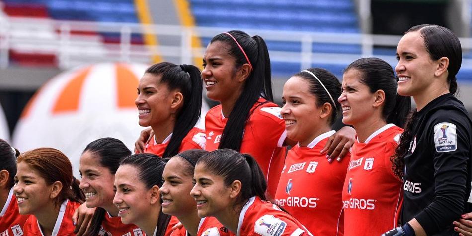 América femenino