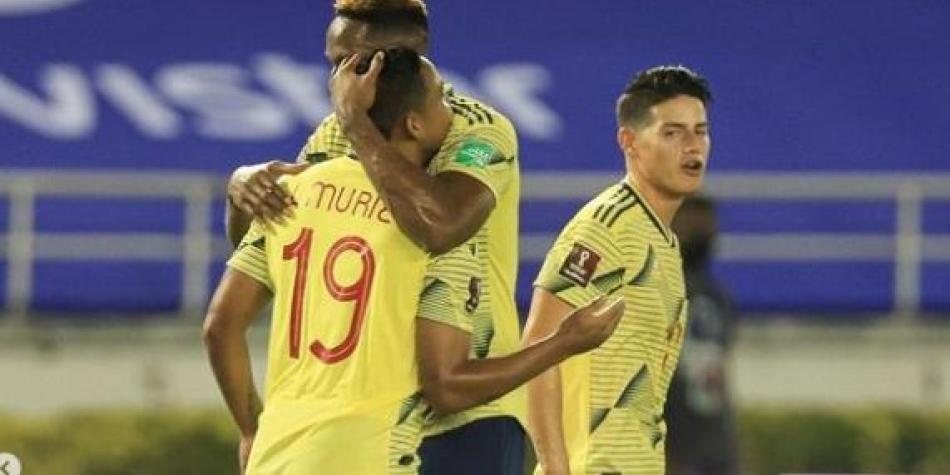 Luis Muriel, James