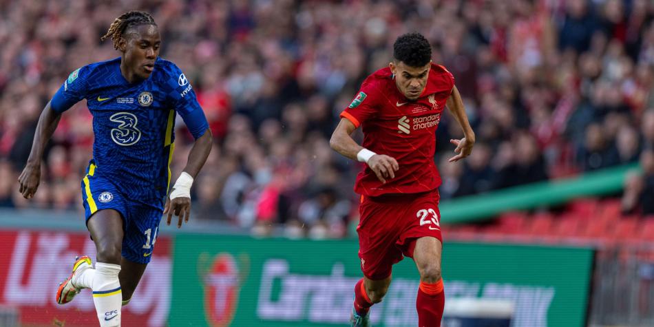 Luis Díaz en la final de la Carabao Cup