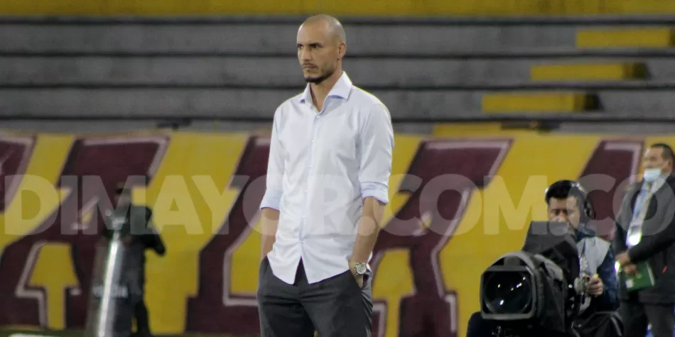 David González