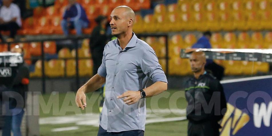 David González