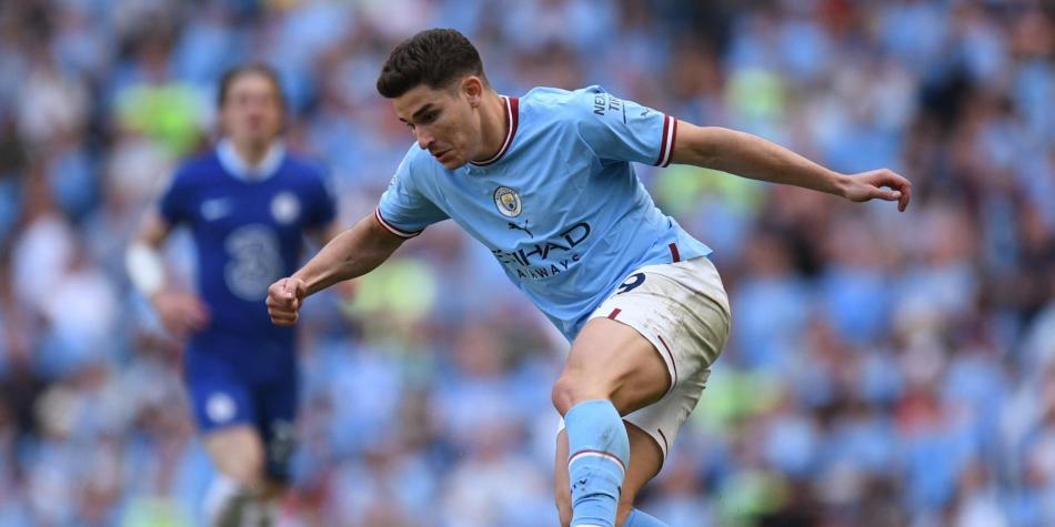 Julián Álvarez con City