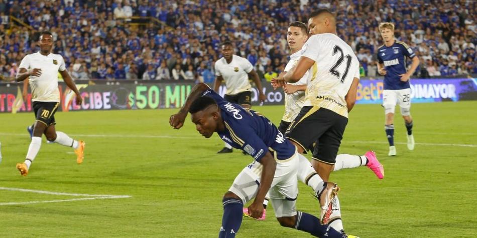Millonarios vs Águilas