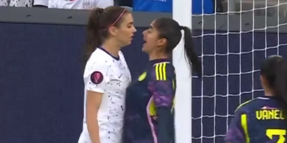 Alex Morgan y Catalina Usme