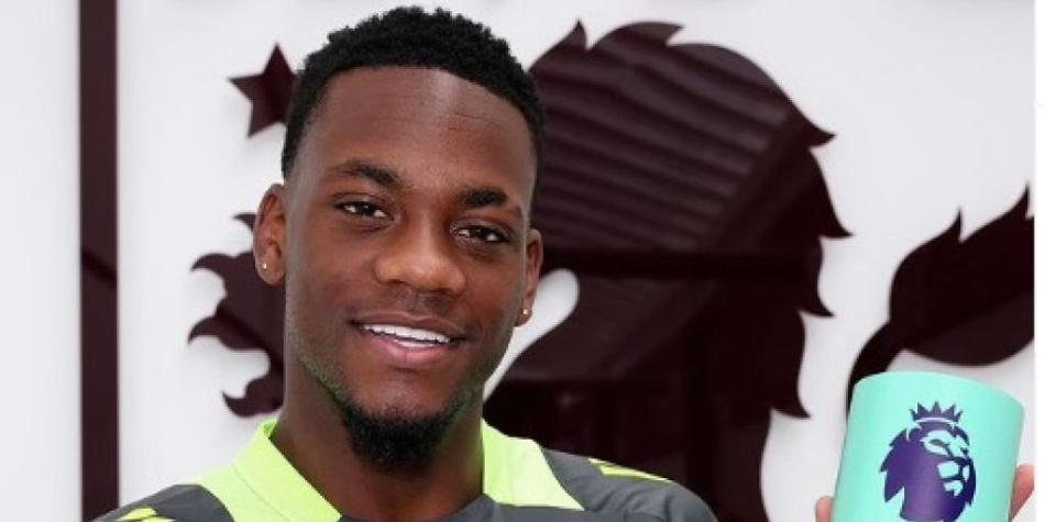 Jhon Jader Durán, en Aston Villa