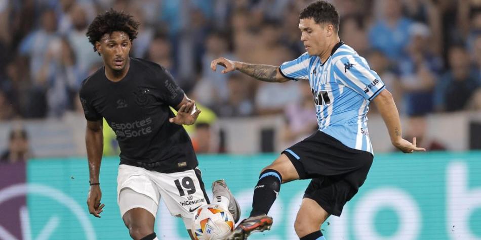 Juan Fernando Quintero en Racing Club vs Corinthians