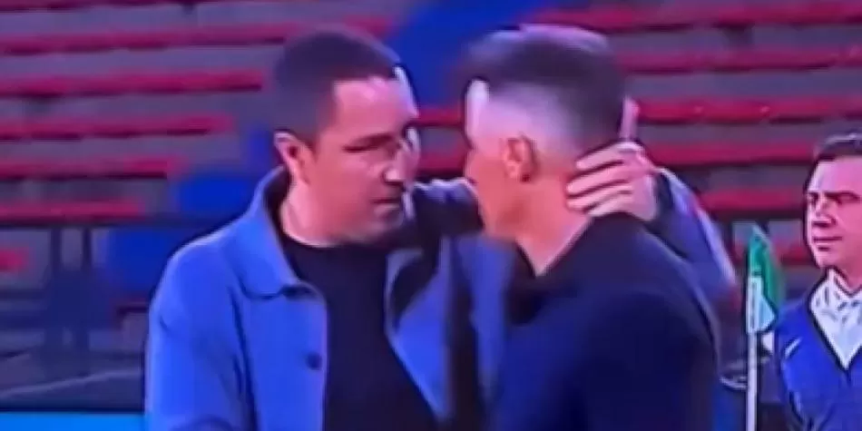 Efraín Juárez y Pablo Peirano