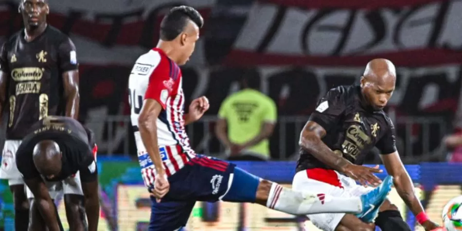 Junior vs. América