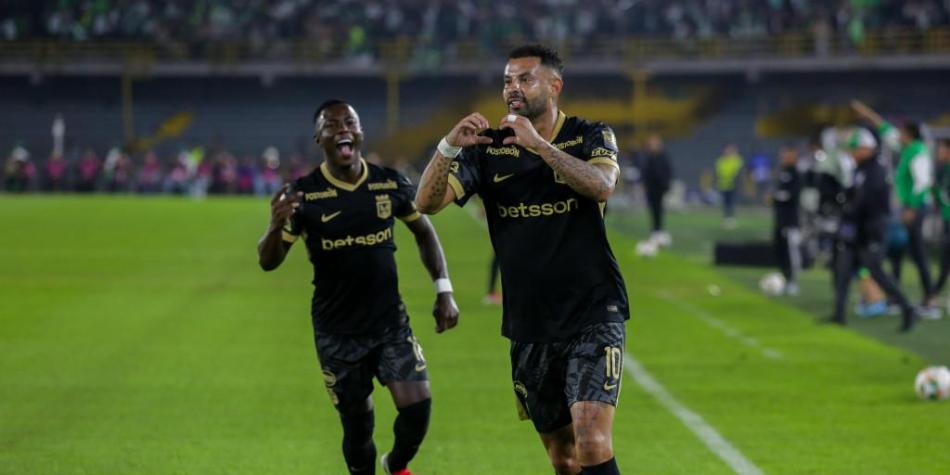 Cardona en Fortaleza vs Atlético Nacional
