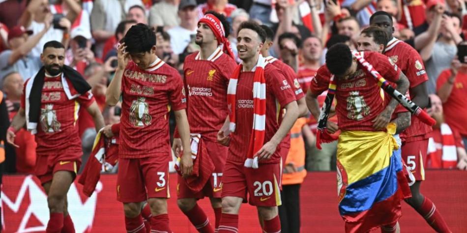 Díaz en Liverpool campeón de Premier
