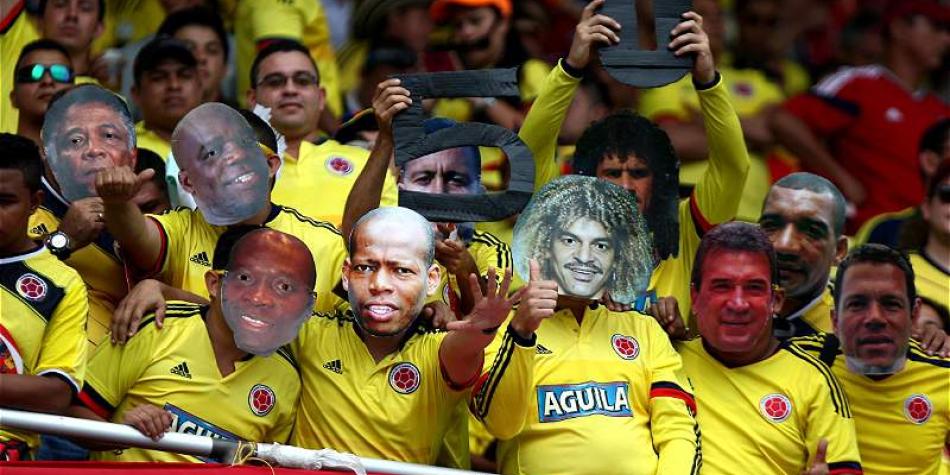 Un gran ambiente se vivi&oacute; afuera y dentro del estadio Metropolitano de Barranquilla durante el partido Colombia vs. Argentina.