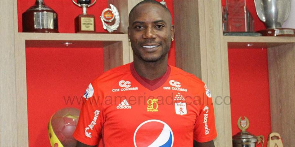 El ex Tolima llega a afrontar la Liga del 2018 y la Copa Suramericana con los diablos rojos.