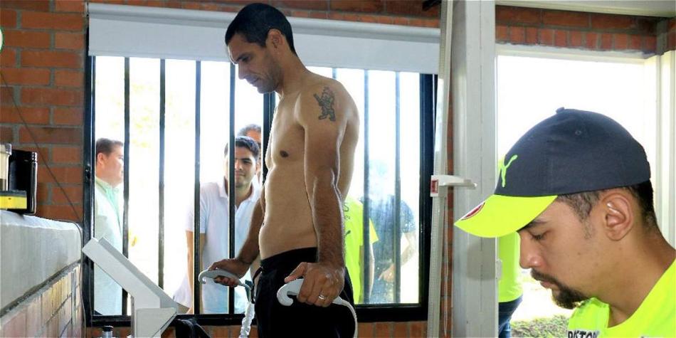 El jugador hizo los exámenes médicos y jugará en Cali.