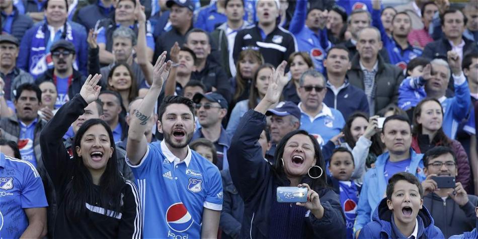 El equipo embajador espera vivir una fiesta redonda en el primer partido de la final. El Campín es una marea azul.