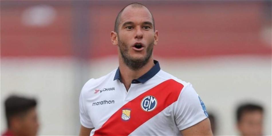 Adrián Zela fue convocado para os partidos frente a Nueva Zelanda.