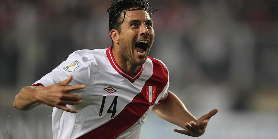 Jorge Luis Pinto pidió por la convocatoria de Claudio Pizarro al Mundial de Rusia de 2018.