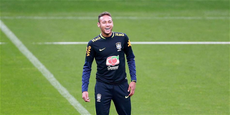 Neymar será vecino de su compañero de equipo,Layvin Kurzawa.